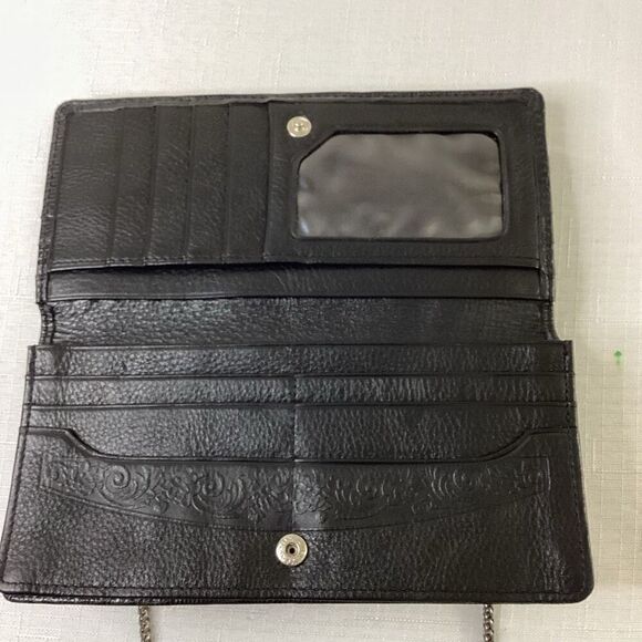 Brighton Black Leather Crossbody Wallet with Detachable Chain Strap - Picture 5 of 12